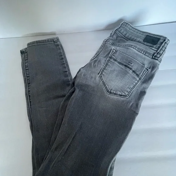 Skinny Jeans - Picture 2 of 3